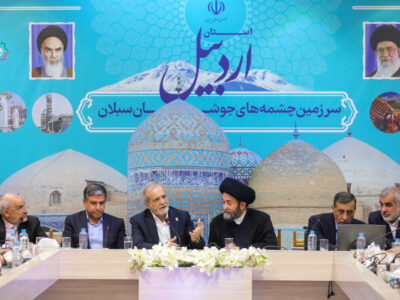 سپردن مدیریت به افراد شایسته تنها راه حل مشکلات کشور است / بحران آب و انرژی با مشورت علمی و صرفه‌جویی قابل مهار است