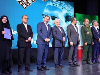 از مدیرکل بهزیستی مازندران به عنوان دستگاه شایسته تقدیر در گروه “سلامت و رفاه اجتماعی” در جشنواره شهید رجایی تجلیل بعمل آمد
