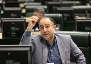 فاطمی در نطق میان دستور: فعالان بخش خصوصی در دالان‌های تنگ و تاریک بروکراسی اداری گرفتار شده‌اند