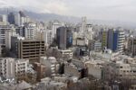 پیش‌بینی انبوه‌سازان از قیمت مسکن در ماه‌های آینده نشان می‌دهد سقوط دلاری قیمت مسکن در تهران
