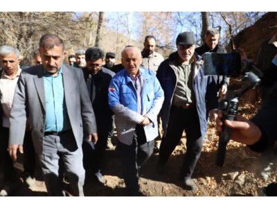 بعد از حضور ساعات اولیه صبح در الیت مرزنآباد؛ حضور میدانی استاندار مازندران در محل آتشسوزی جنگلهای کارمزد سوادکوه