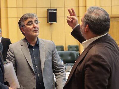 دلار ۱۲۶۰۰۰ تومانی و سکوت تندرو‌ها در برابر فرزین/ مجلسی آدم ها؛ دوباره همتی را استیضاح کنید، شاید دلار آرام بگیرد!