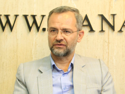 حسن‌نتاج: بدهی ۲۰۰ همتی دارو و تجهیزات پزشکی؛ سهم ٨٠ درصدی مردم از هزینه‌های درمان/ ضرورت ورود سران قوا به بحران دارو و تجهیزات پزشکی