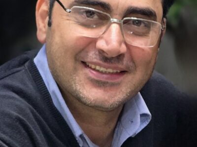 فال نیک شکسته شدن حصار تنگ نظری