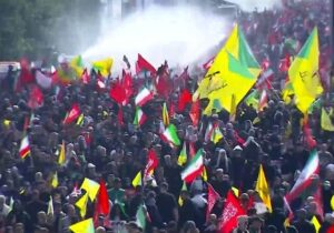 توقف خودرو برای رسیدن عزاداران/ پیکر مطهر با بالگرد در مسیر تشییع عبور خواهد کرد