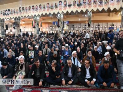 حضور معاونان، مدیران و کارکنان شهرداری ساری در مراسم گرامیداشت رهبر شهید