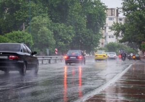 هشدار نارنجی در مازندران/ بارش، رعدوبرق و احتمال آبگرفتگی در راه است